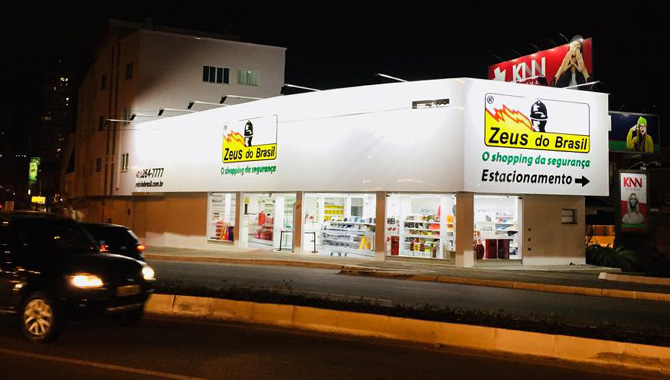 Loja Zeus do Brasil em Balneário Camboriú, Santa Catarina